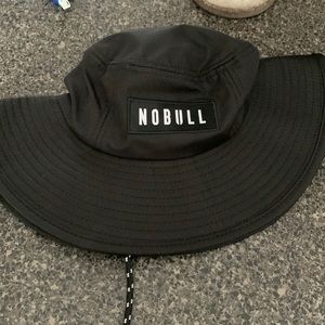 Nobull bucket hat